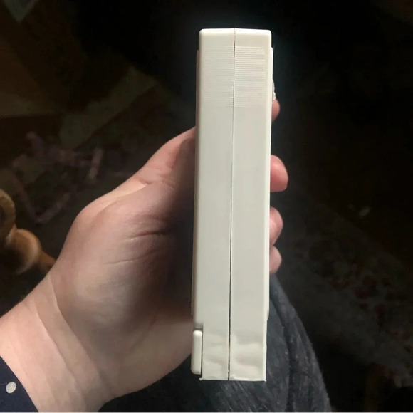 Vintage Disney Aladdin Package of Crayons - Picture 2 of 7